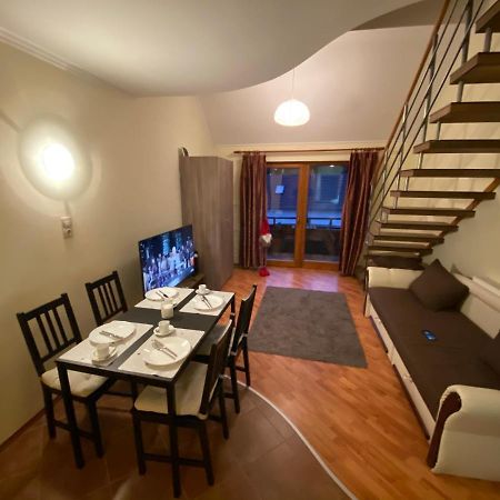 Mimi Apartman Appartement Gyula Buitenkant foto