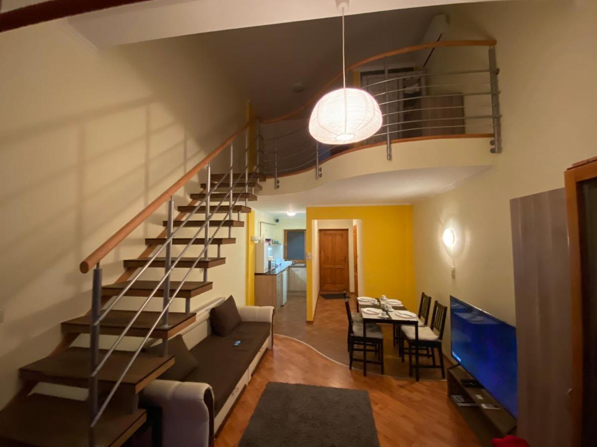 Mimi Apartman Appartement Gyula Buitenkant foto