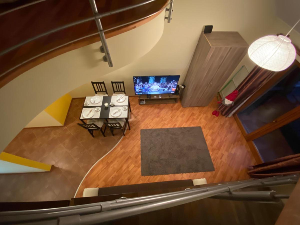 Mimi Apartman Appartement Gyula Buitenkant foto